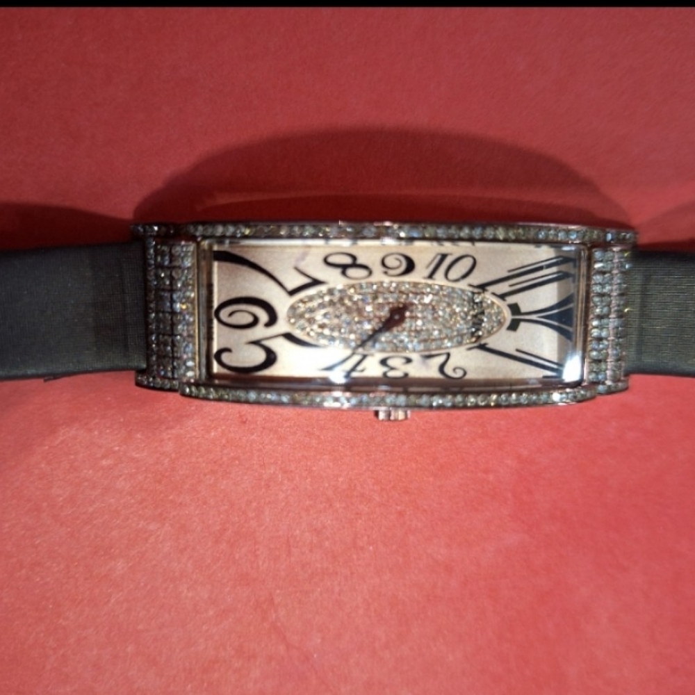 watch - Picture 3 of 3